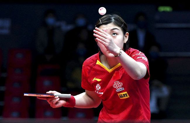 雾天彰显足 雾天彰显足