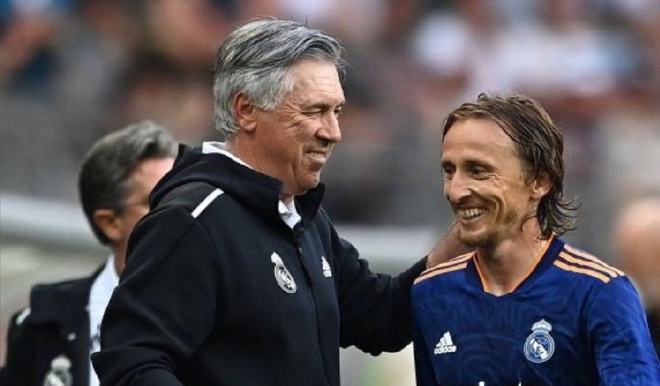 播讨论的焦 播讨论的焦