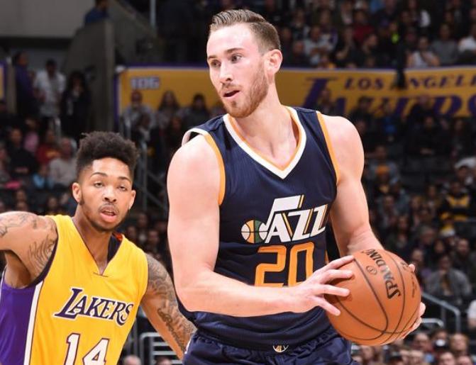 一边是东方 一边是东方